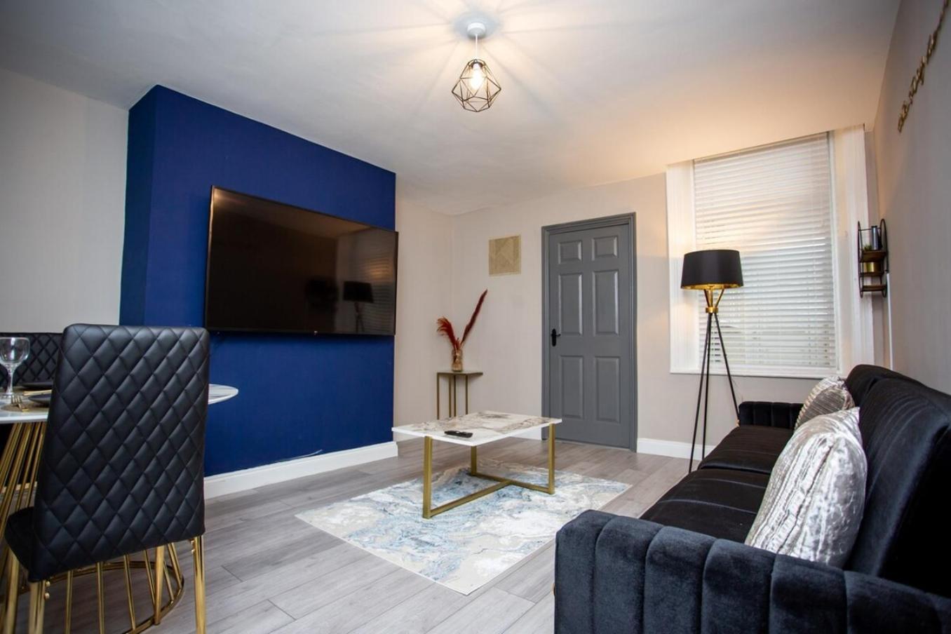 Heart Of South Shields Modern Interior 2 Bed Flat Westoe