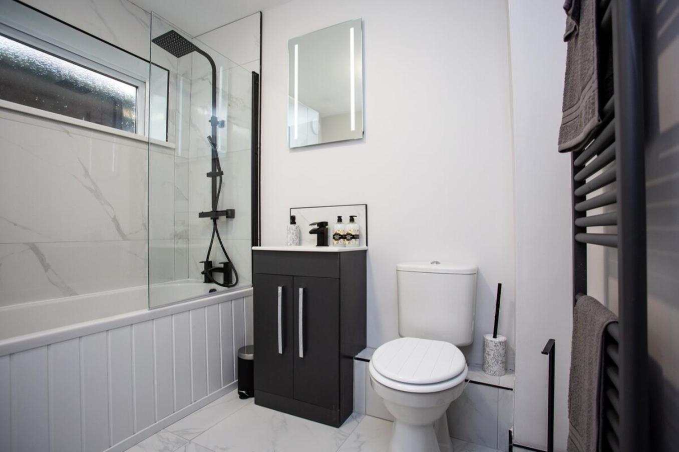 Heart Of South Shields Modern Interior 2 Bed Flat * Westoe