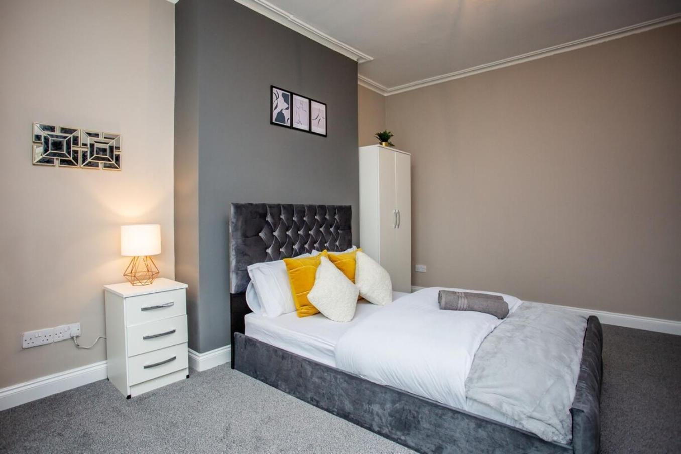 Heart Of South Shields Modern Interior 2 Bed Flat Apartment Westoe