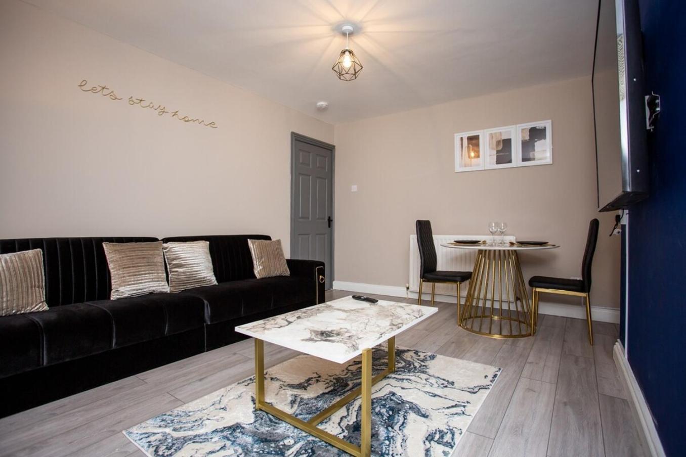 Heart Of South Shields Modern Interior 2 Bed Flat Apartment Westoe
